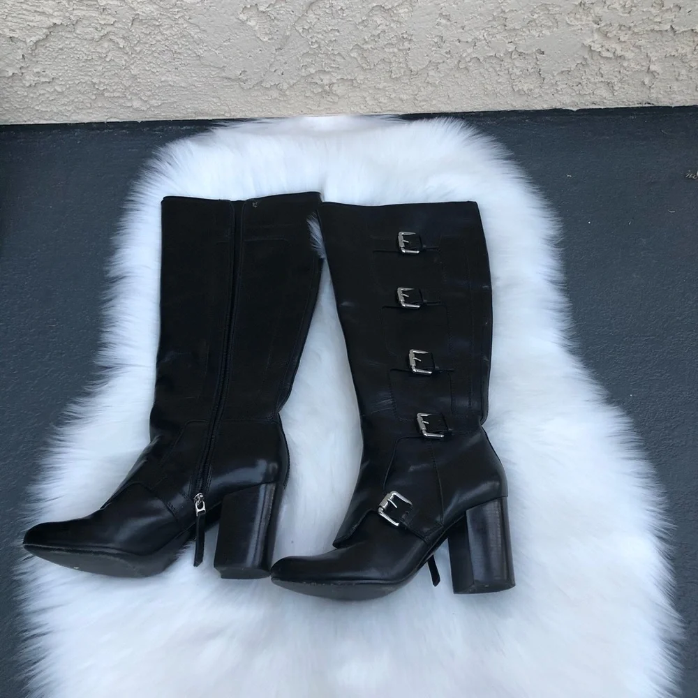 VINCE CAMUTO KYRIA TALL BOOTS